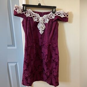 Vintage Jessica McClintock burgundy jacquard mini dress